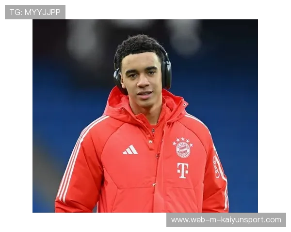 足球金童荣膺最佳新人，转会价暴涨