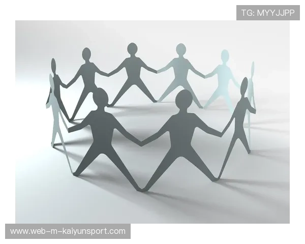 团队配合默契，攻守转换流畅无阻，团队配合协作默契